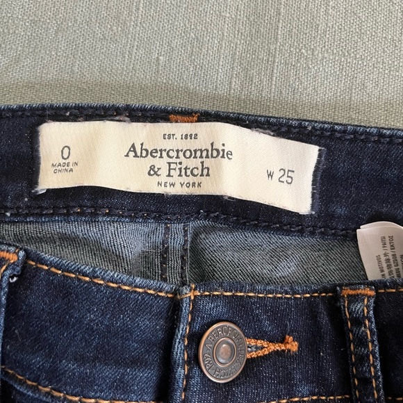 Women’s Abercrombie & Fitch Jeans size 0 - Picture 4 of 5